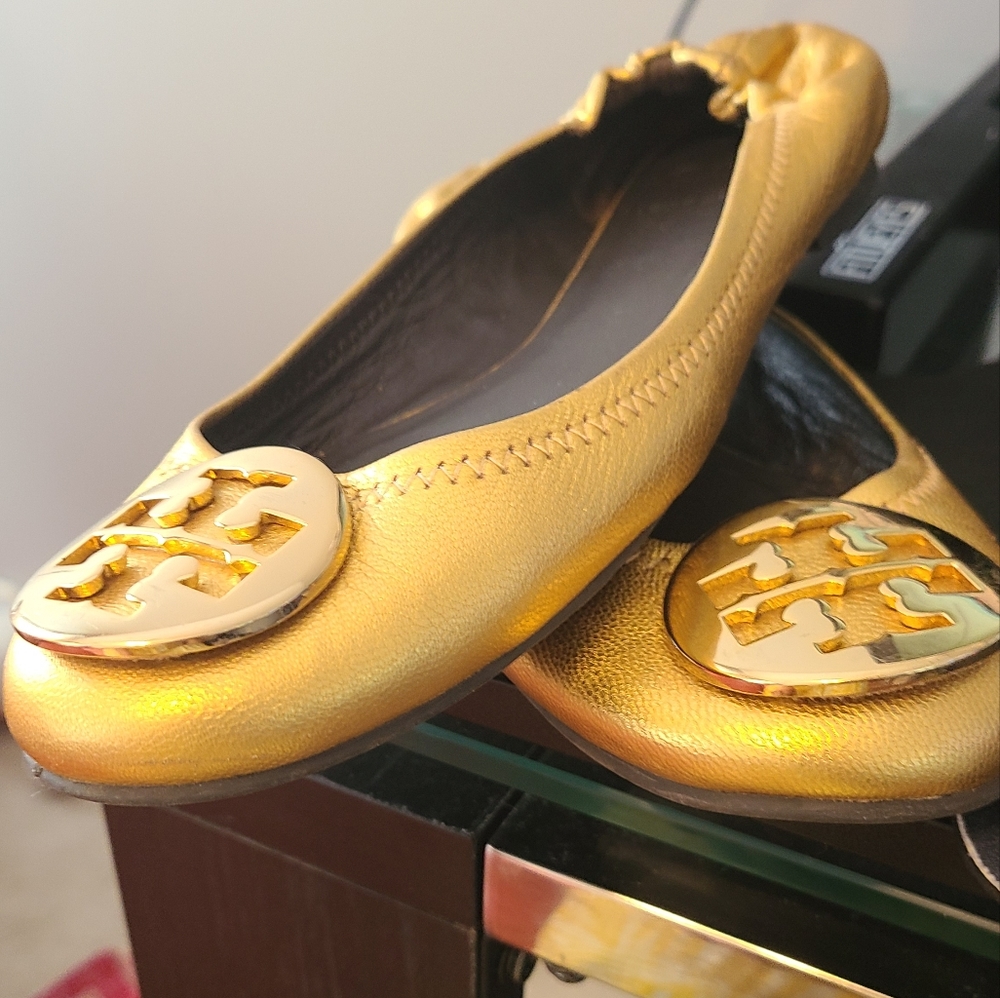 Gorgeous gold Tory Burch ballets.